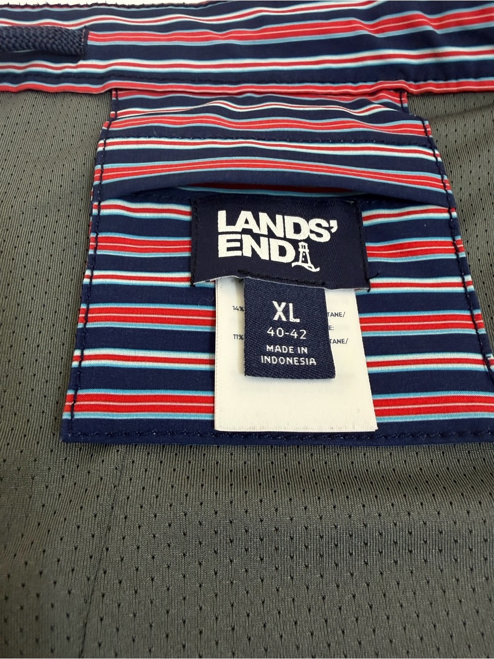 Lands' End Men's 7" Sunset Swim Trunks Red & Navy Stripe Size XL - Picture 6 of 9